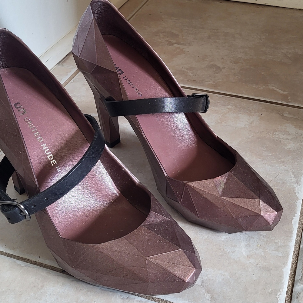 United Nude Faceted Brown Heels with Black Strap - Picture 1 of 3